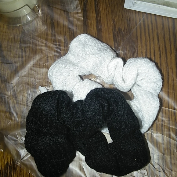 Black and White stitched scrunchies - Picture 1 of 3